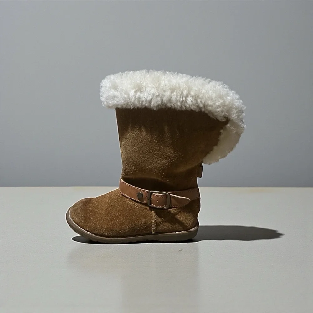 UGG Nessa Suede Boots | Leather Band with Buckle Rear Zip Chestnut Girls Sz 10